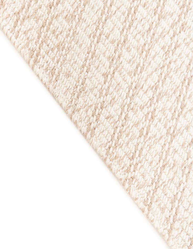 Detail image of  2' 1 x 3'  Hand Woven Seaside Pearl Jute Rug