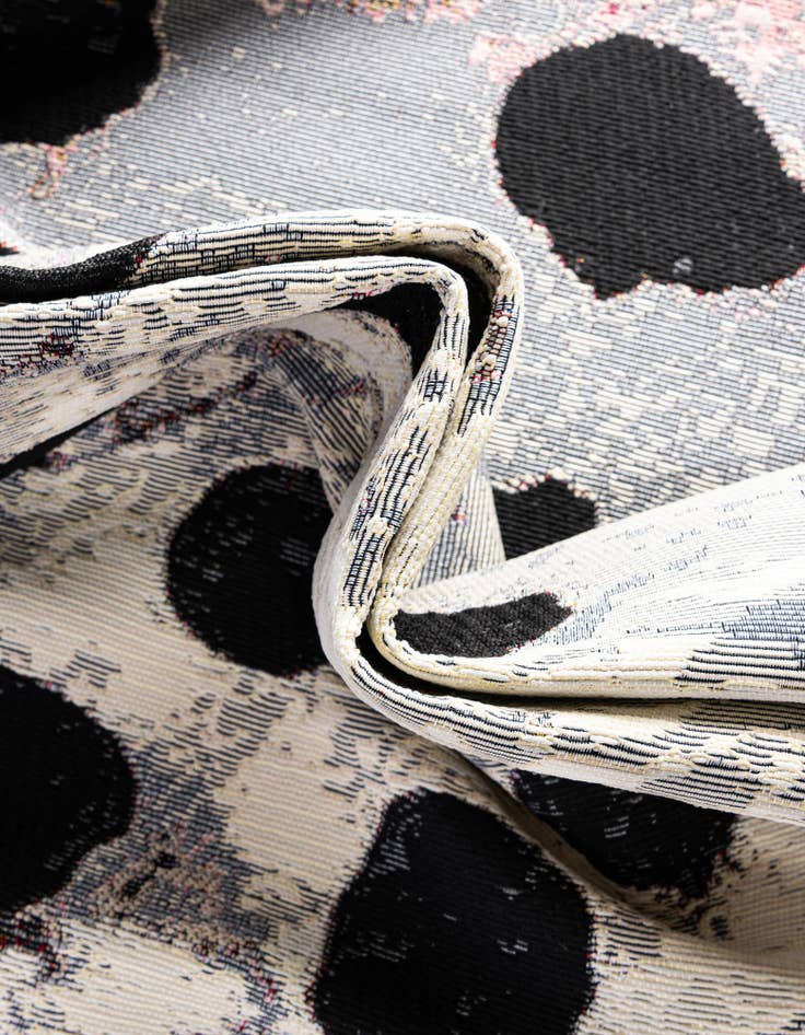 Detail image of  10' x 13'  Washable Modern Indoor / Outdoor Rug