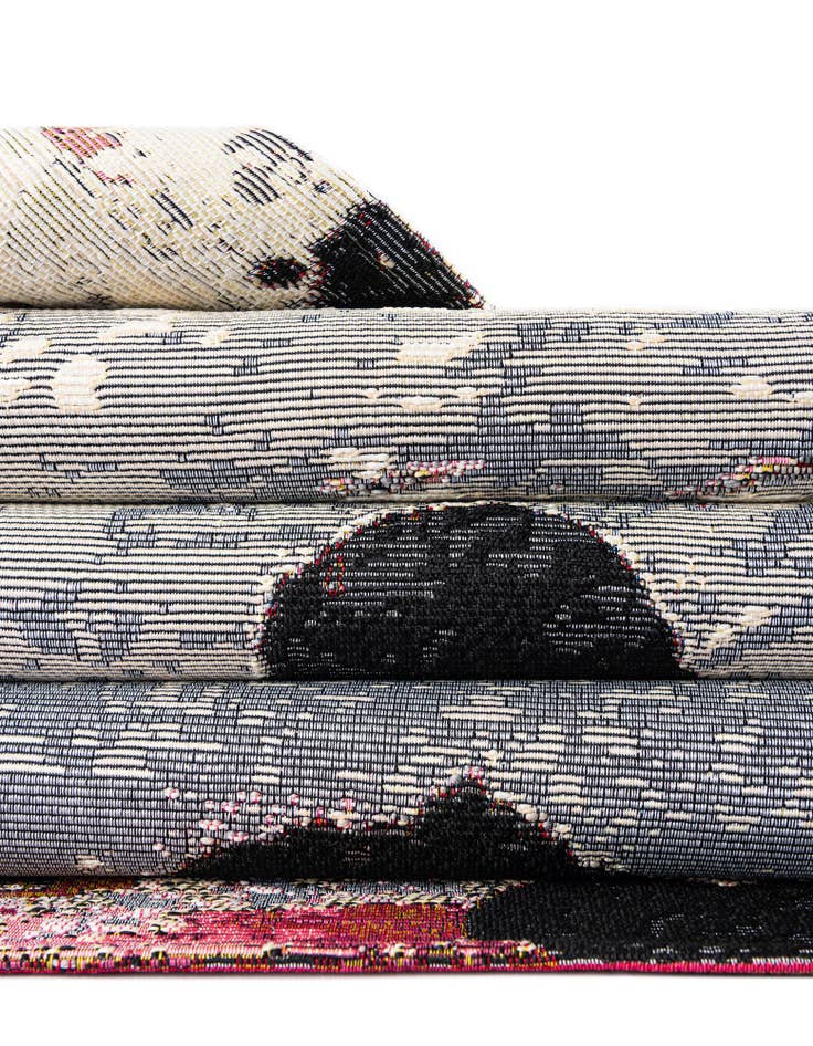 Detail image of  4' x 4'  Washable Modern Indoor / Outdoor Round Rug