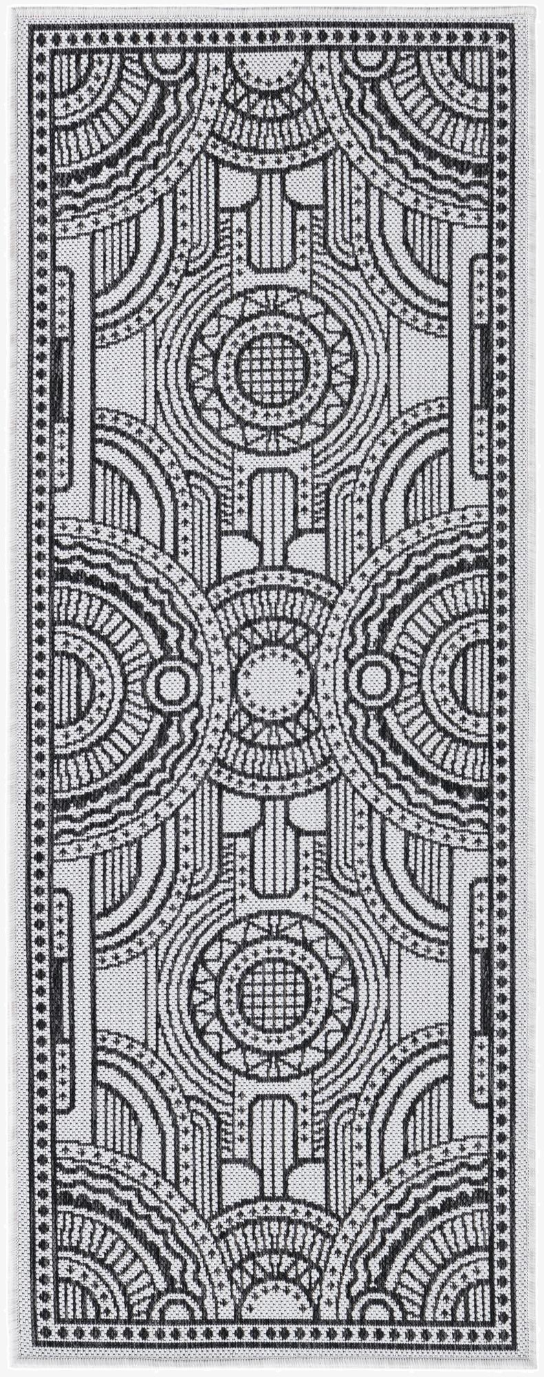  2' x 5' 3  Washable Traditional Indoor / Outdoor Runner Rug