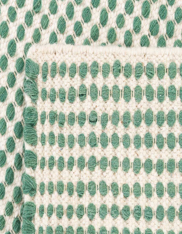 Detail image of  2' 1 x 3'  Hand Woven Seaside Pearl Jute Rug
