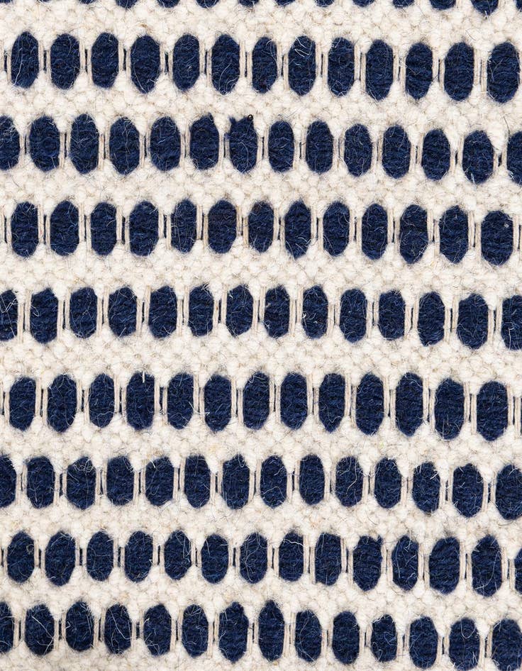 Detail image of  2' 1 x 3'  Hand Woven Seaside Pearl Jute Rug
