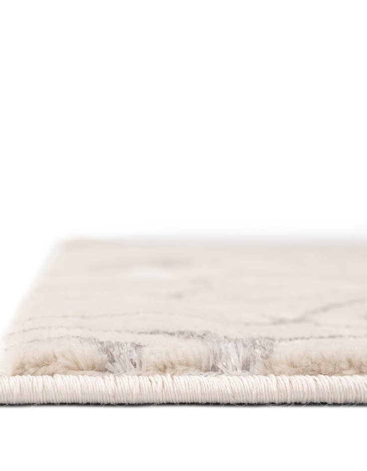 Detail image of  2' x 5' Vogue Geo Runner Rug