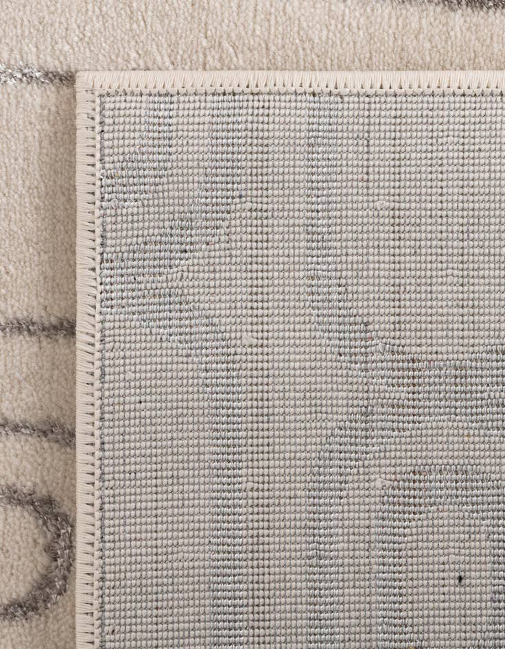 Detail image of  2' x 5' Vogue Geo Runner Rug