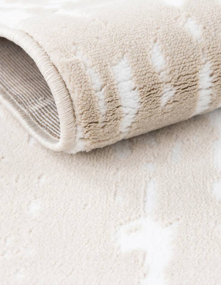 Detail image of  4' x 4' Hermitage Round Rug