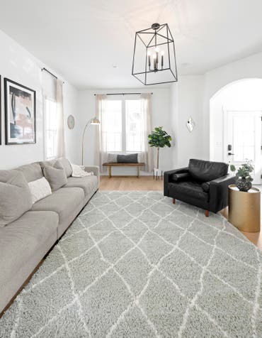  Custom White Cyan Moroccan Shag Rug