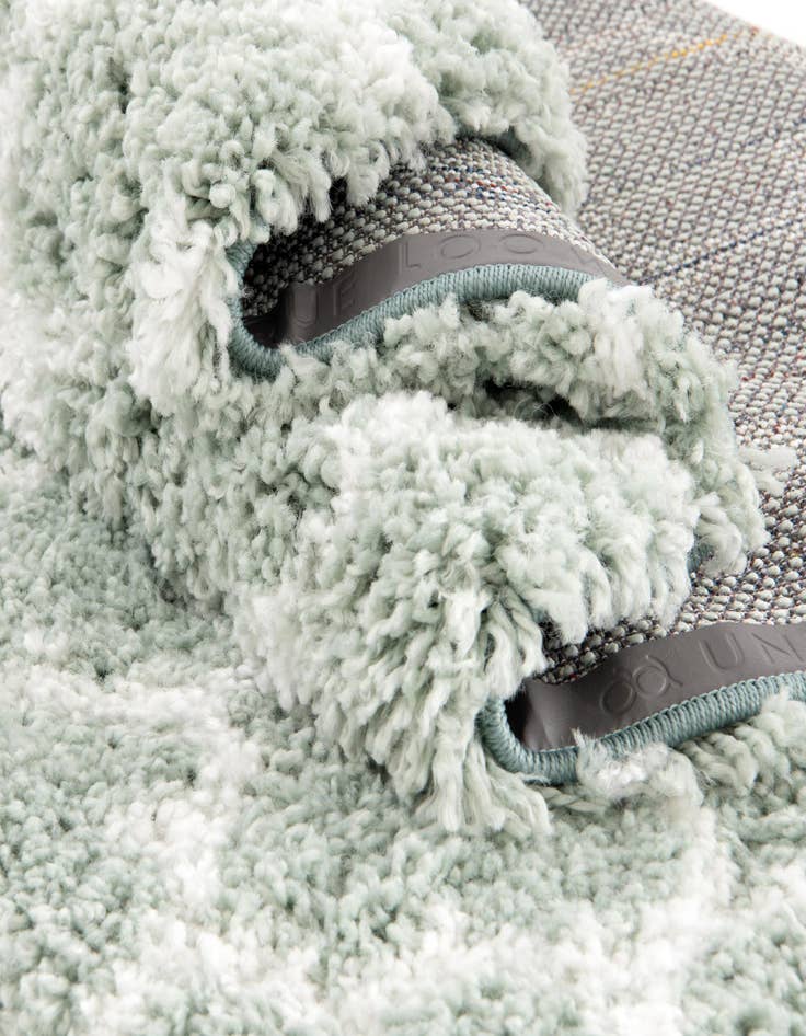 Detail image of  5' 3 x 5' 3 Moroccan Shag Round Rug