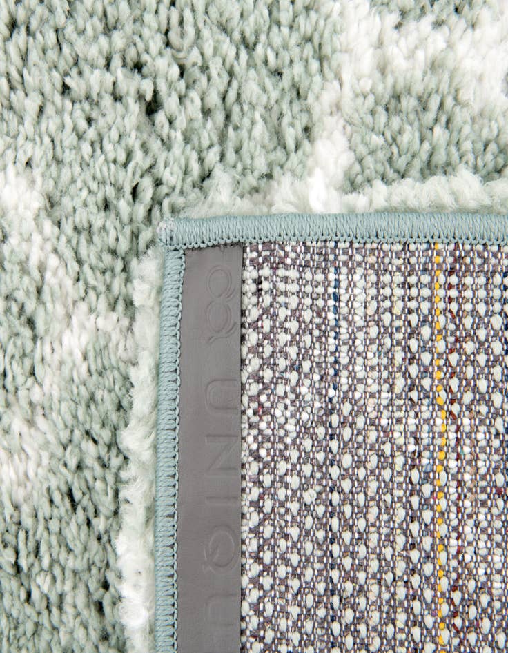 Detail image of  7' 10 x 7' 10 Moroccan Shag Square Rug