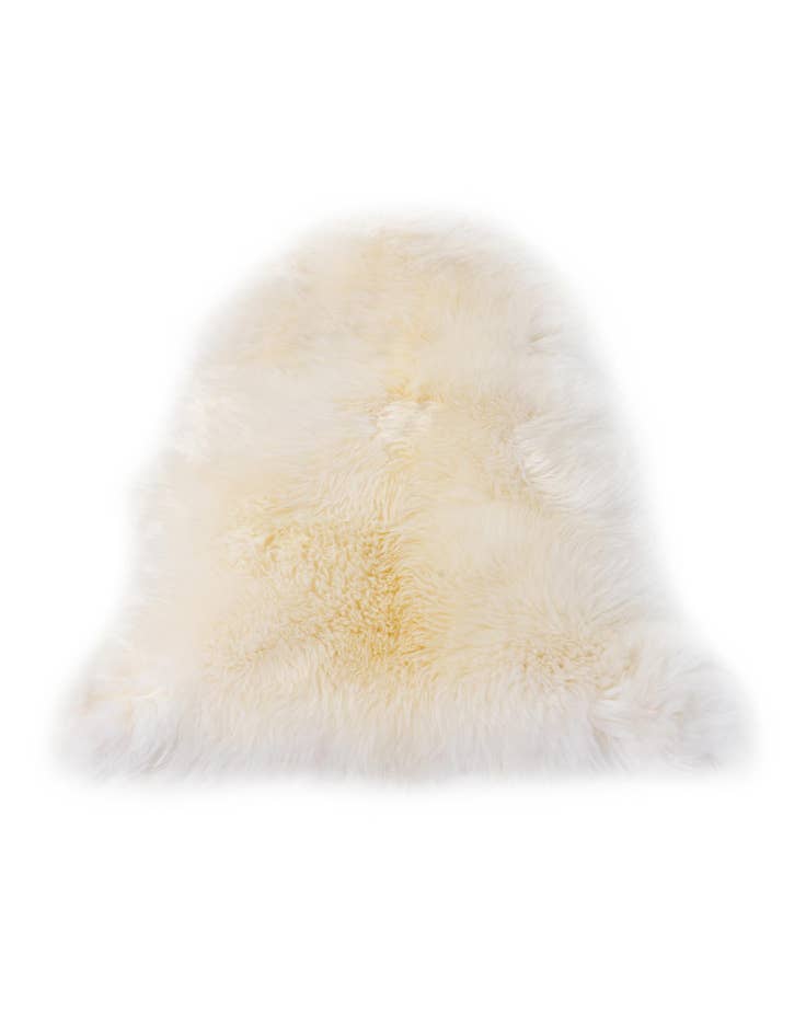 Detail image of 2' 8 x 3' 5 Natural Sheepskin Freeform Rug