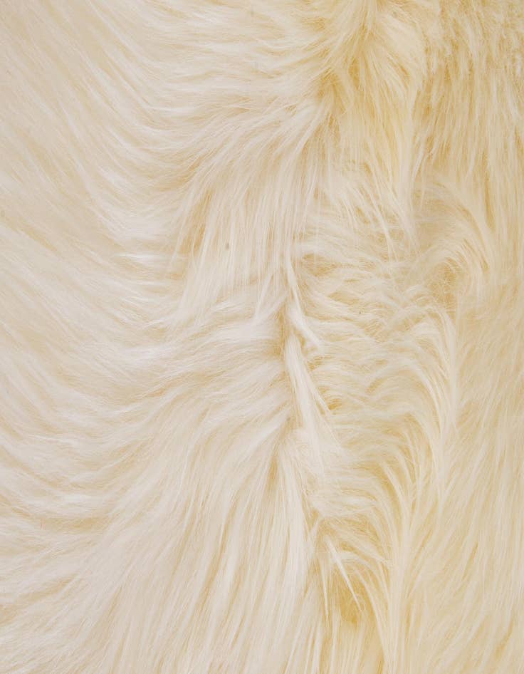 Detail image of 2' 8 x 3' 5 Natural Sheepskin Freeform Rug