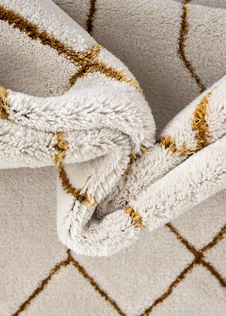 9' x 12'  Marilyn Monroe™ Glam Trellis Rug