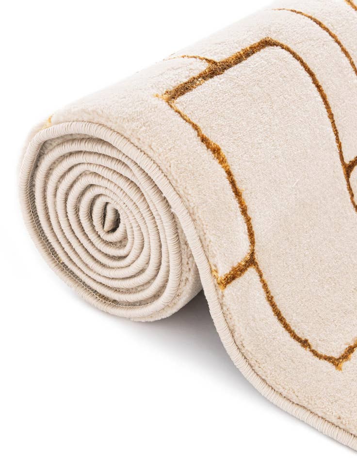 Detail image of  2' x 6'  Marilyn Monroe&trade; Glam Deco Runner Rug