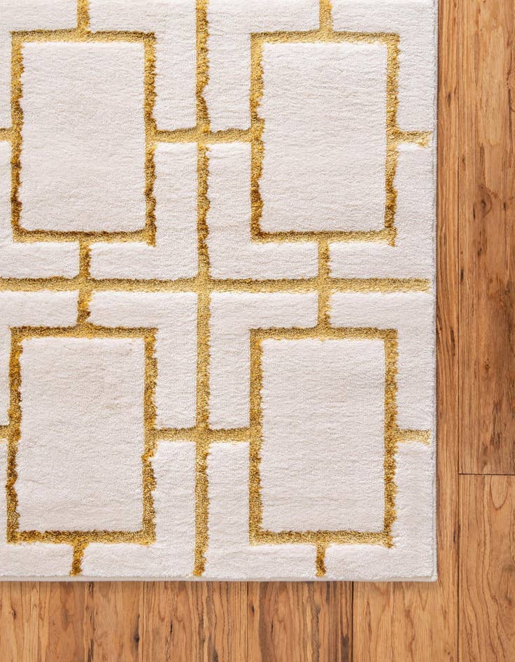 Detail image of  2' x 6'  Marilyn Monroe&trade; Glam Deco Runner Rug