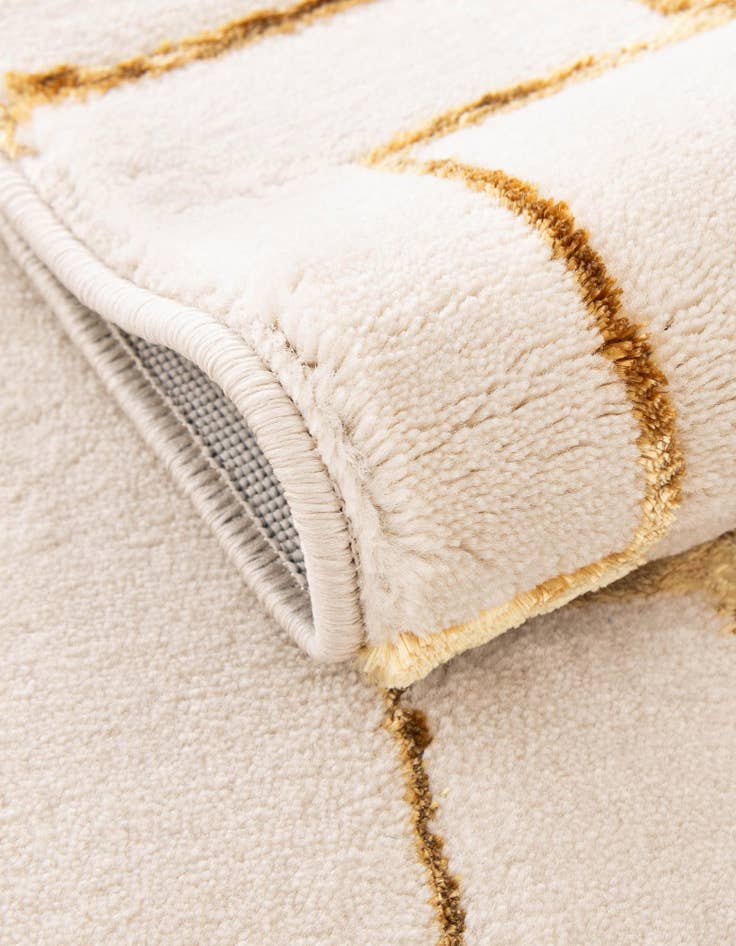 Detail image of  7' 10 x 7' 10  Marilyn Monroe&trade; Glam Deco Square Rug