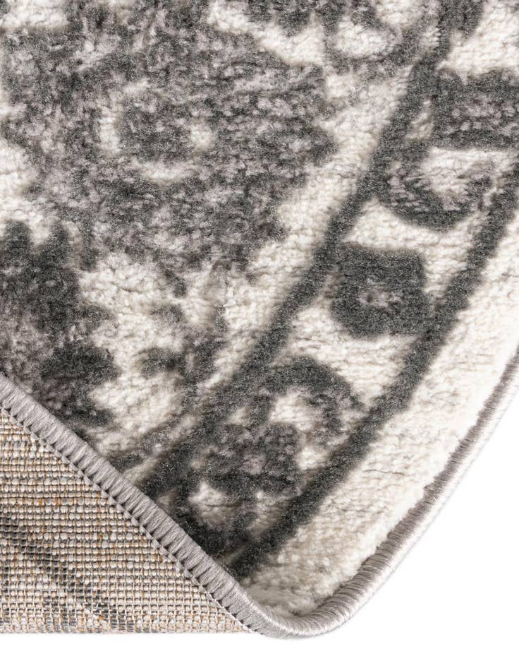 Detail image of  3' 3 x 5' 3 Boston Oval Rug