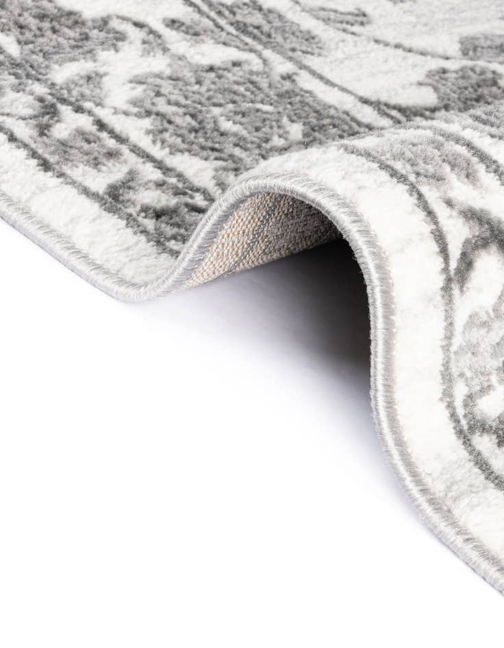 Detail image of  3' 3 x 5' 3 Boston Oval Rug