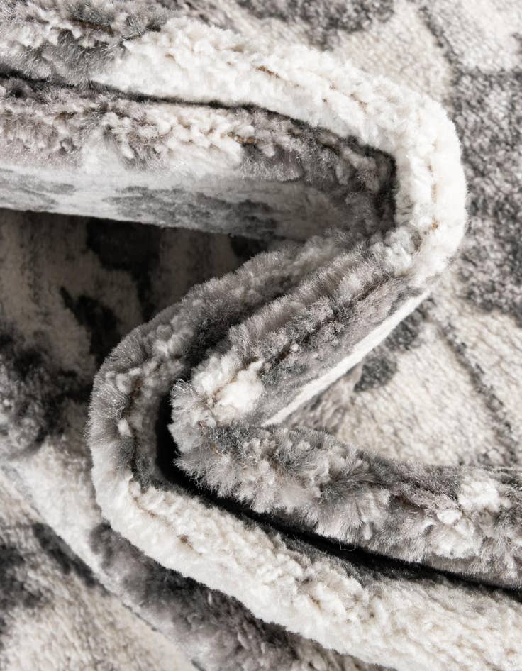 Detail image of  2' x 8' Boston Runner Rug