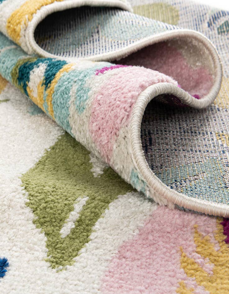 Detail image of  7' x 7' Bloom Octagon Rug