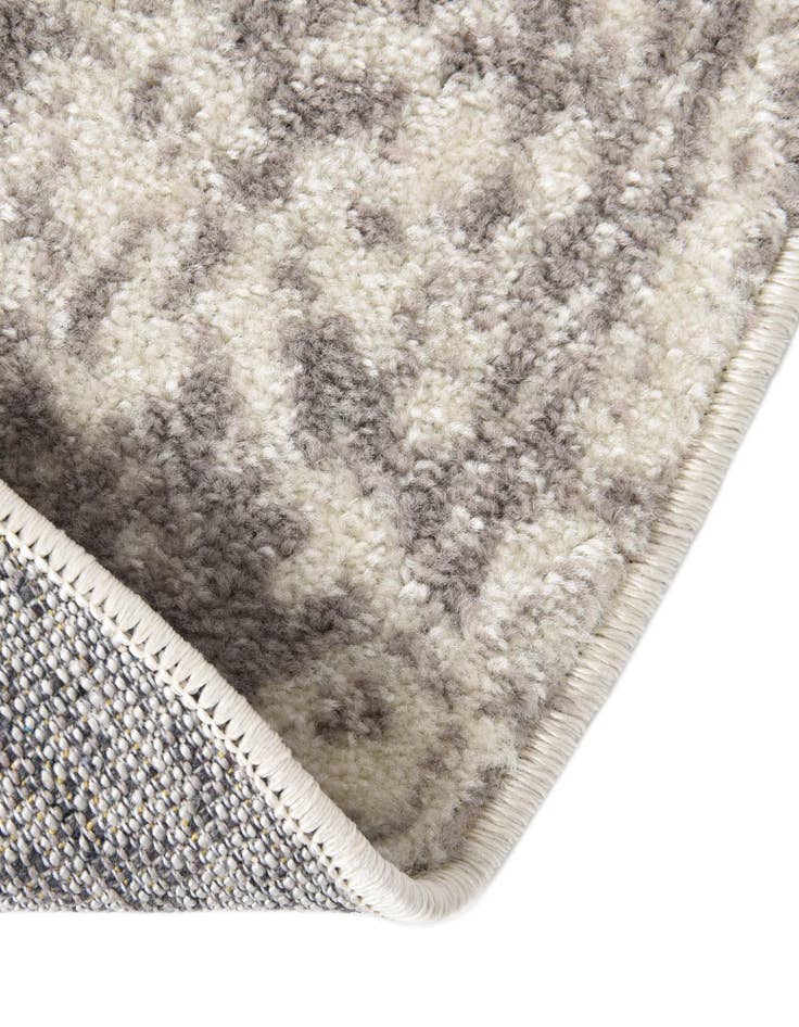 Detail image of  5' 3 x 8' Arlington Oval Rug