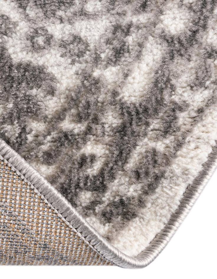 Detail image of  3' 3 x 5' 3 Boston Oval Rug