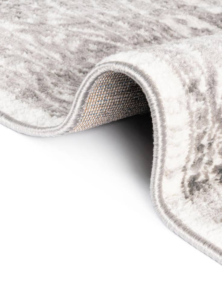 Detail image of  3' 3 x 5' 3 Boston Oval Rug