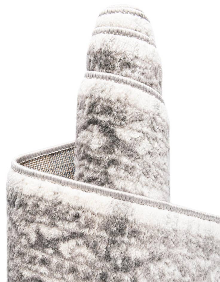 Detail image of  3' 3 x 5' 3 Boston Oval Rug