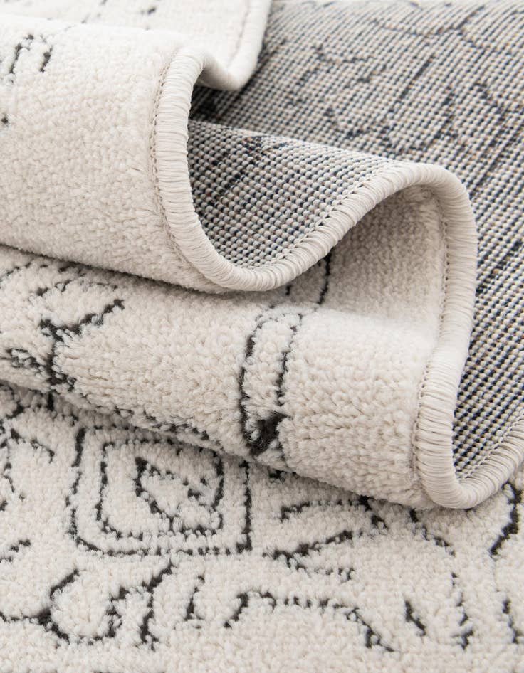 Detail image of  7' 10 x 10' Isabella Oval Rug