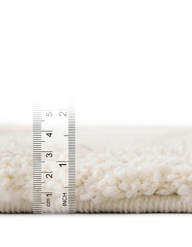 Detail image of  4' 1 x 6' 1 Soft Solid Shag Oval Rug