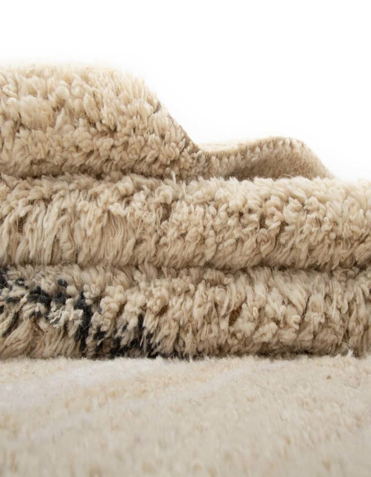 Detail image of  8' 6 x 10' 6 Atlas Tibet Wool Rug