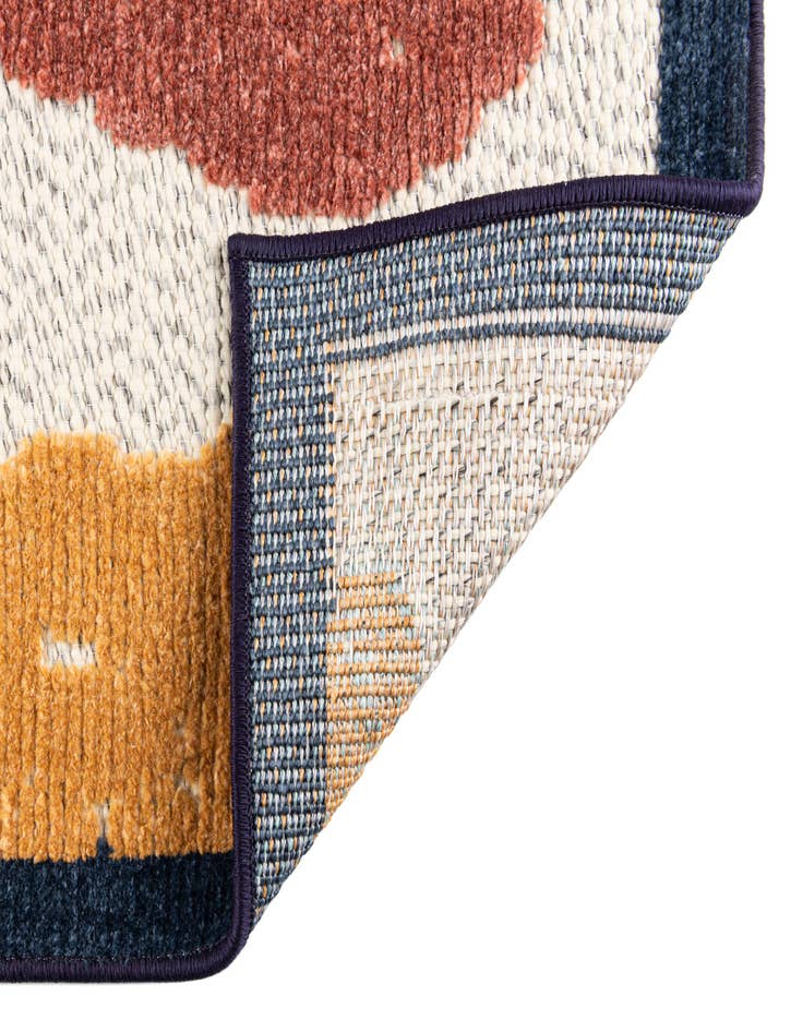 Detail image of  2' x 3'  Washable Belize Indoor / Outdoor Rug