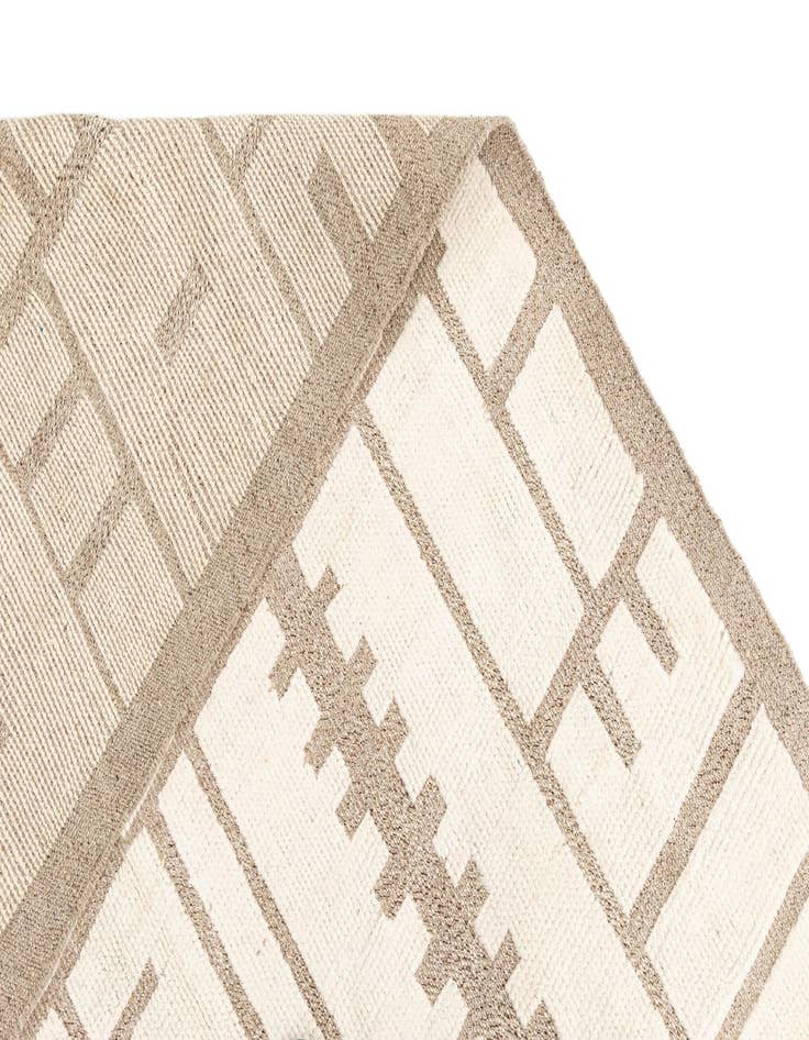 Detail image of  8' 4 x 10' 10  Hand Knotted Beni Marok Rug