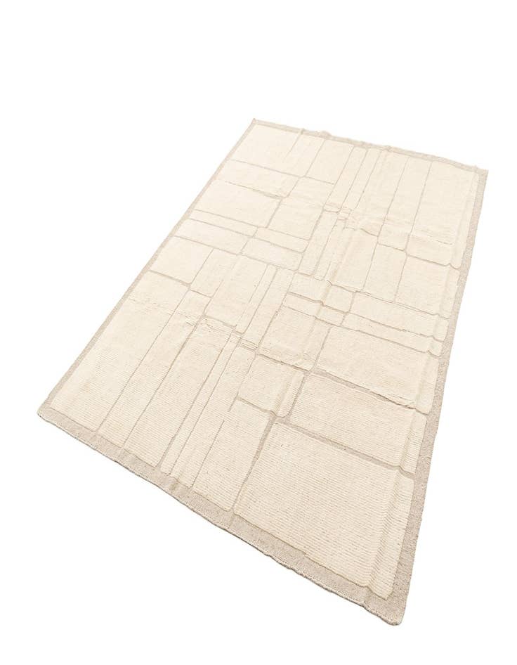 Detail image of  8' x 10' 2  Hand Knotted Beni Marok Rug