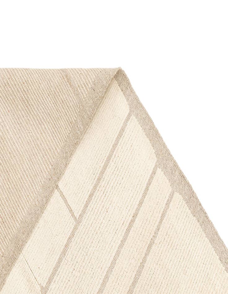 Detail image of  8' x 10' 2  Hand Knotted Beni Marok Rug