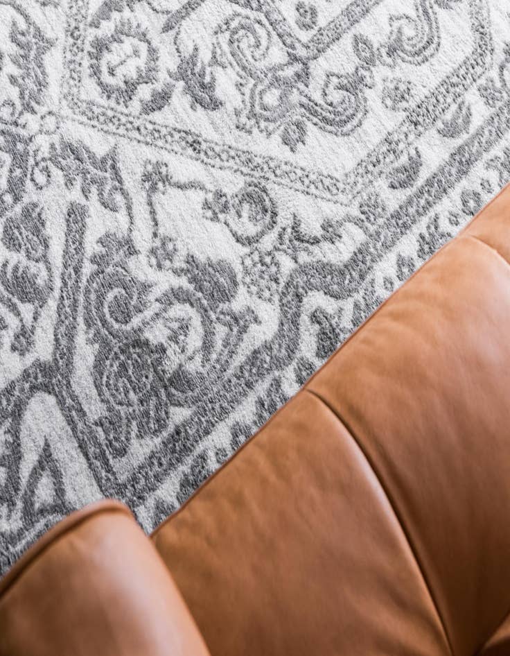 Detail image of  3' 3 x 5' 3 Boston Rug