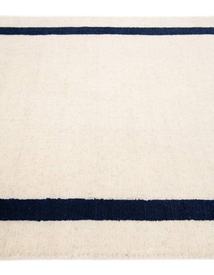 Detail image of  2' 1 x 3' 1  Hand Woven Jill Zarin English Manor Wool Rug
