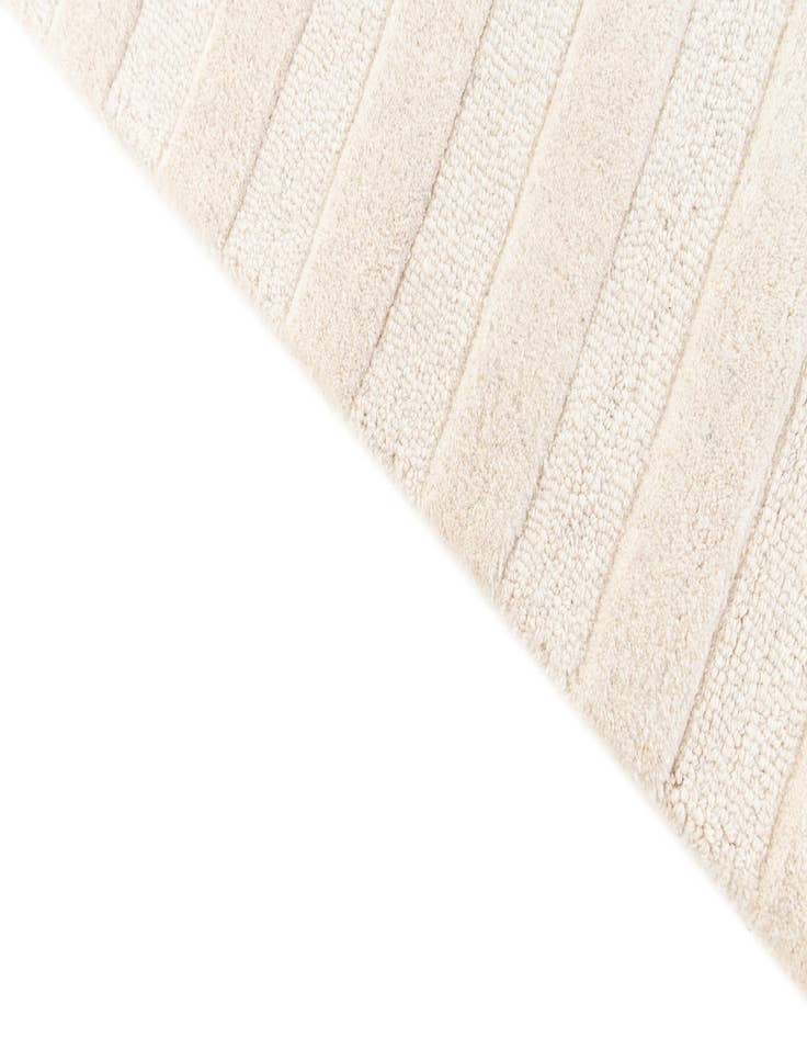 Detail image of  5' 1 x 7' 11 Luna Wool Rug