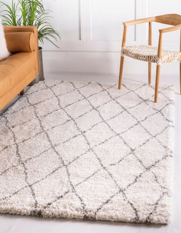  8' x 10' Moroccan Shag Rug