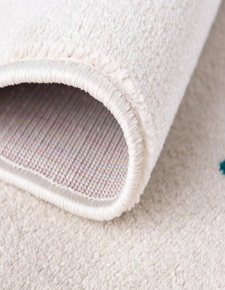 Detail image of Jane Seymour 8' x 10' Open Hearts Rug