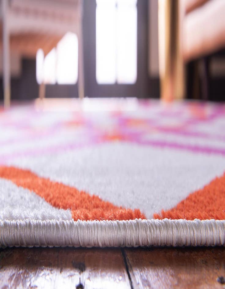 Detail image of Jane Seymour 4' x 6' Open Hearts Rug