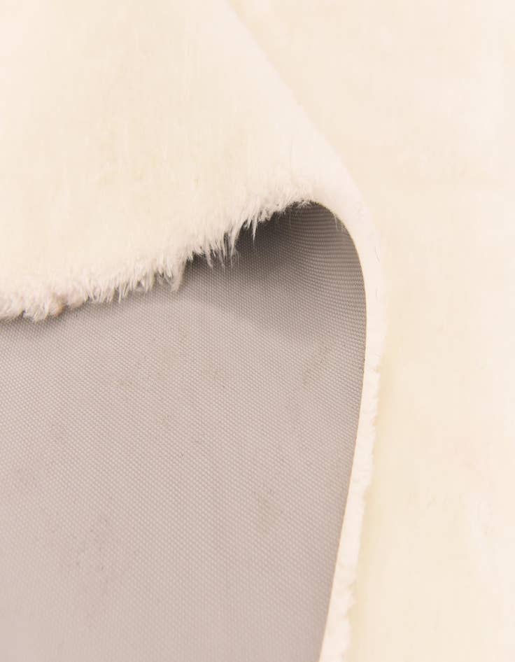 Detail image of  5' 4 x 7' 9 Sheepskin Rug