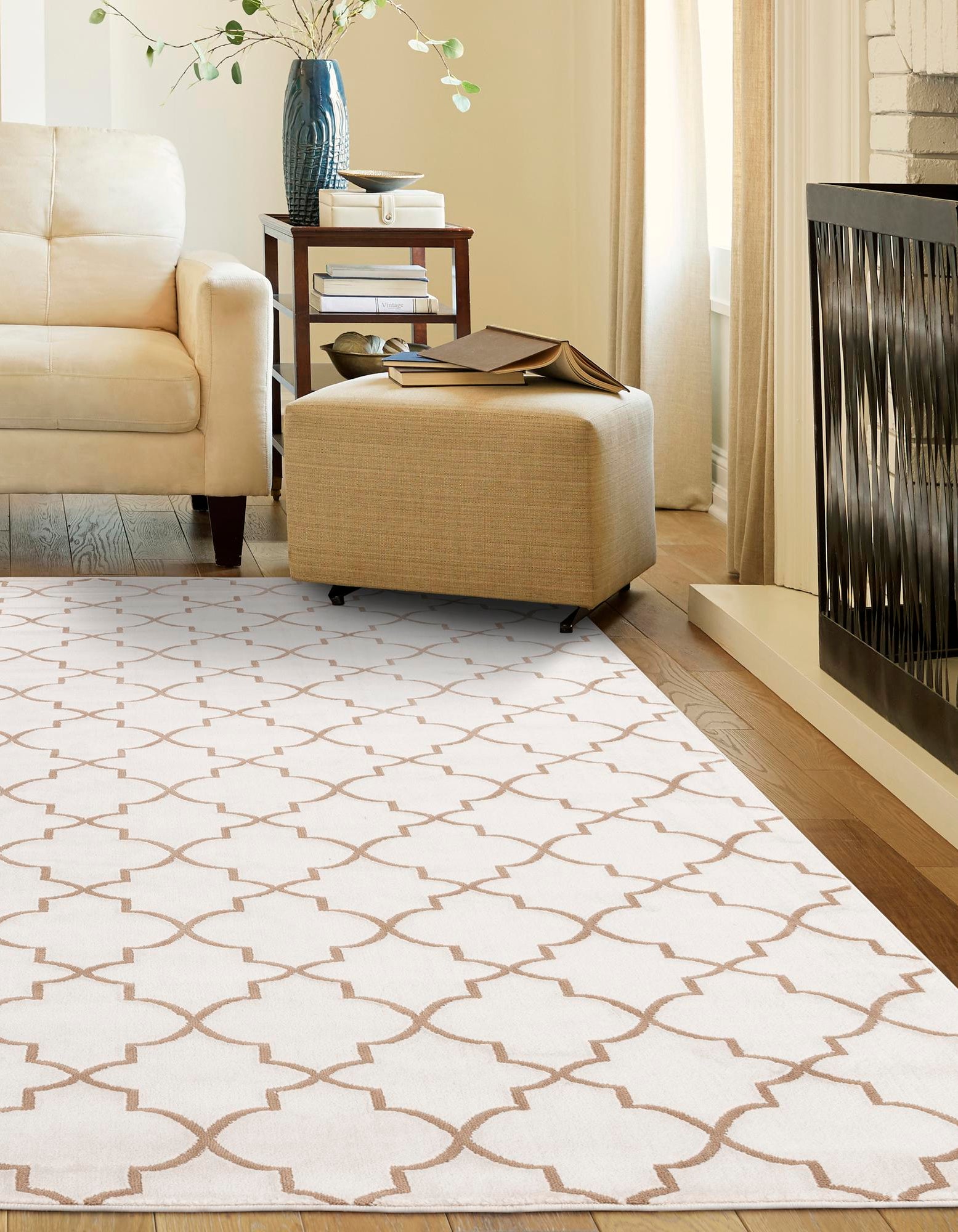 White Jill Zarin 4' x 6' Uptown Lincoln Center Rug | Rugs.com