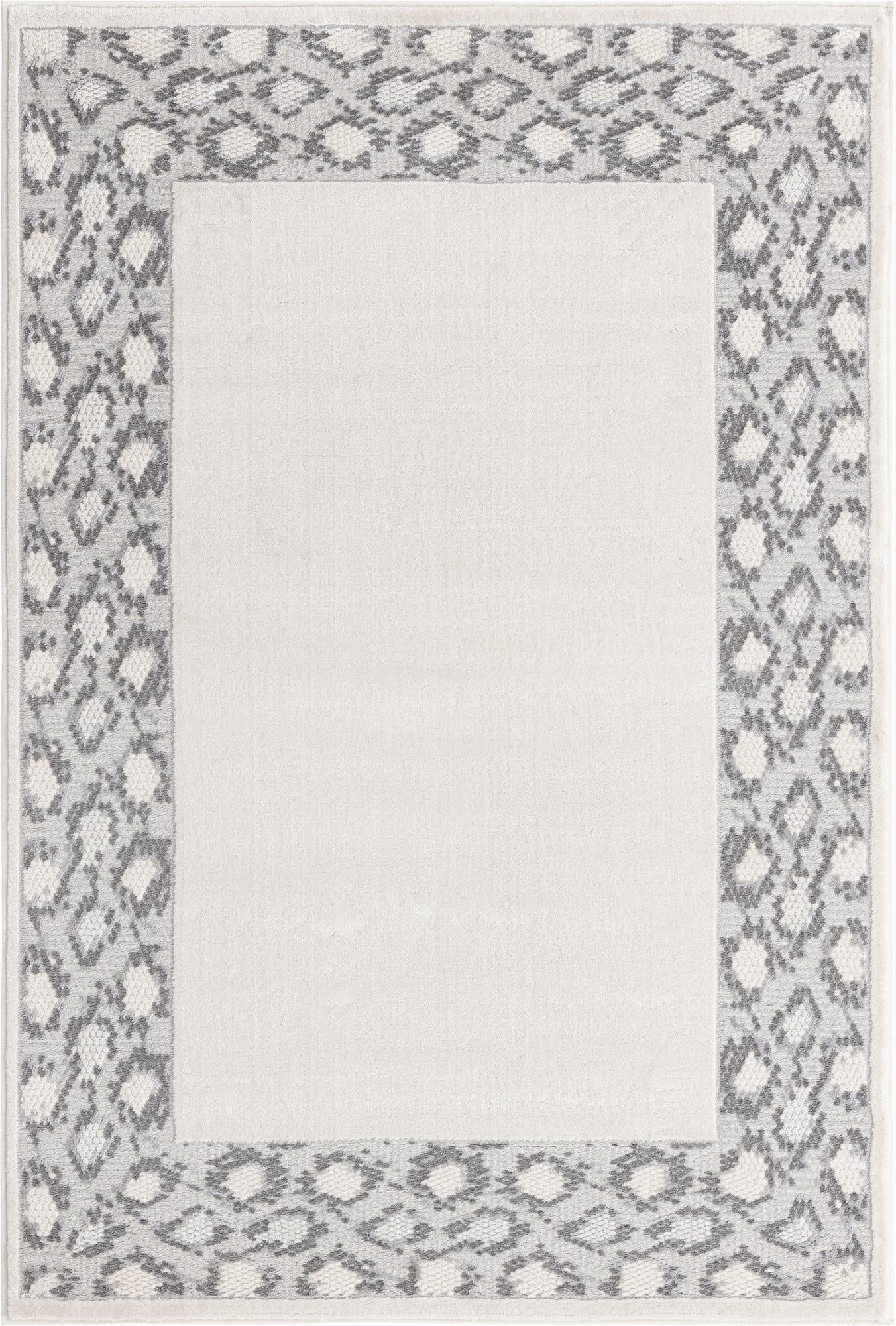 4' x 6' Vince Camuto Rug