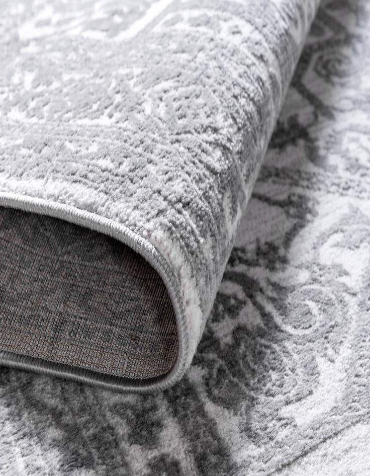 Detail image of  7' 10 x 7' 10 Boston Round Rug