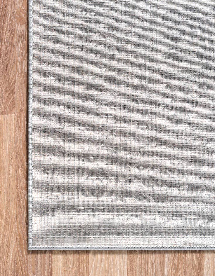Detail image of  2' x 6' Boston Runner Rug