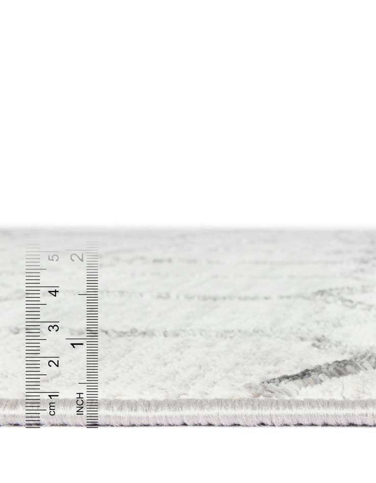 Detail image of  3' x 19' 8 Lattice Trellis Runner Rug