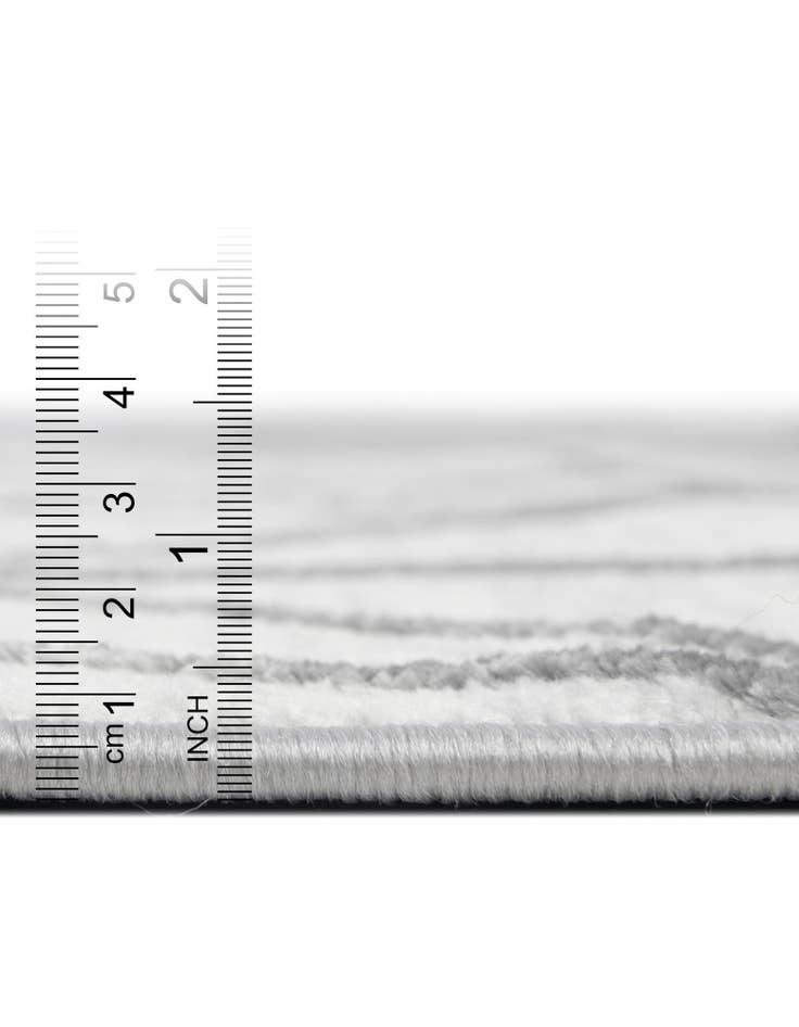 Detail image of  3' x 19' 8 Lattice Trellis Runner Rug