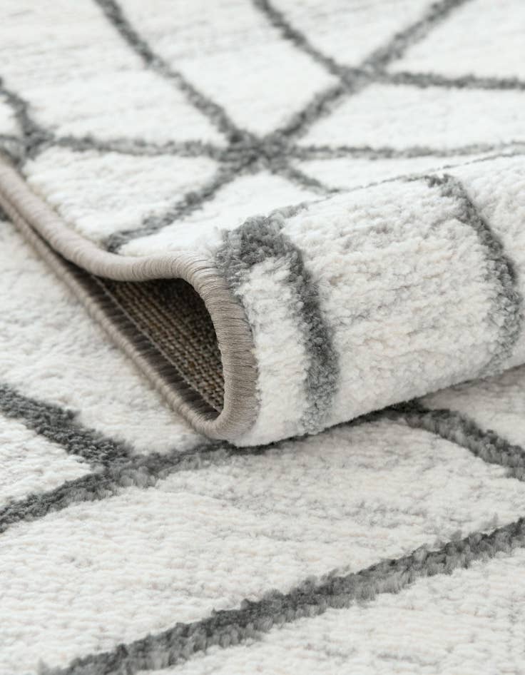 Detail image of  2' 7 x 16' 5 Lattice Trellis Runner Rug