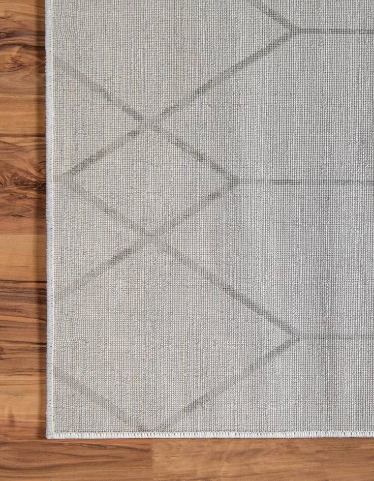 Detail image of  3' x 19' 8 Lattice Trellis Runner Rug