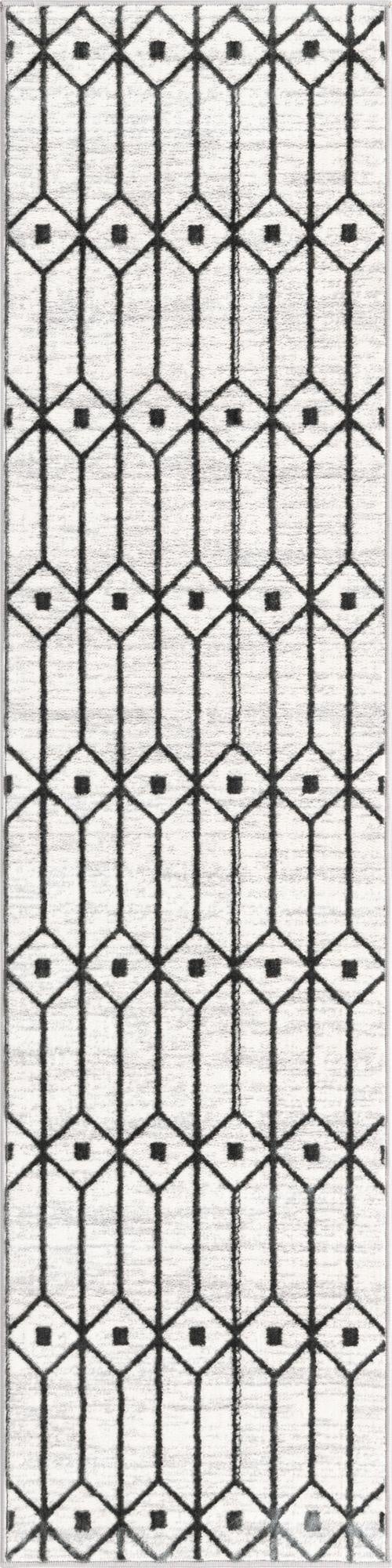  2' x 8' Lattice Trellis Runner Rug