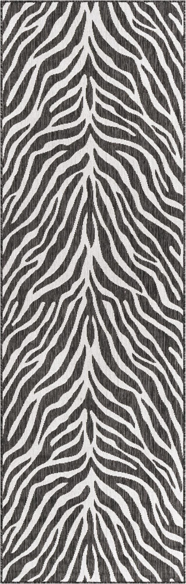  2' 7 x 10'  Washable Safari Indoor / Outdoor Runner Rug